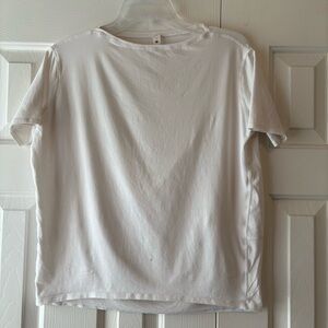 lululemon athletica White Short Sleeve Tee -fits oversized